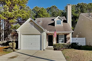 1716 Beacon Valley Dr, Raleigh, NC 27604 - Photo 1