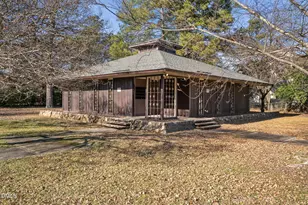 401 N James St, Goldsboro, NC 27530 - Photo 1