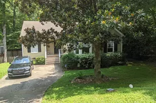 102 Carrousel Ln, Cary, NC 27513 - Photo 1