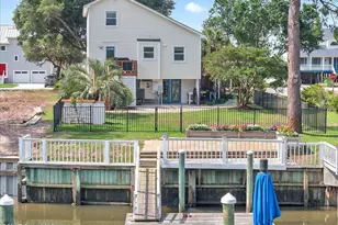 102 E Island Dr, Oak Island, NC 28465 - Photo 1