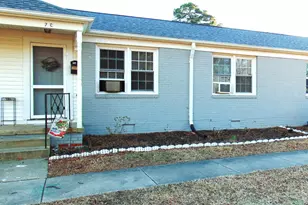 1400 Roslyn Dr, Burlington, NC 27215 - Photo 1