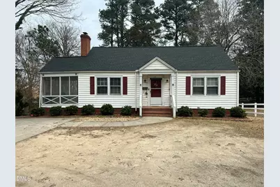 125 E Jennette Avenue, Henderson, NC 27536 - Photo 1