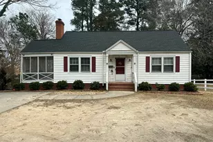 125 E Jennette Ave, Henderson, NC 27536 - Photo 1