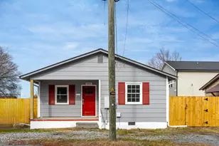 209 N Washington Ave, Dunn, NC 28334 - Photo 1