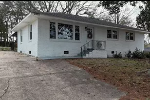 3933 Village Dr, Fayetteville, NC 28304 - Photo 1
