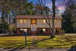 1200 Boxwood Ln, Apex, NC 27502 - Photo 1