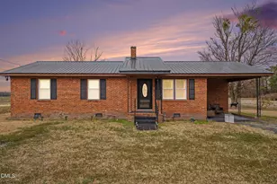 170 Flowers Rd, Mount Olive, NC 28365 - Photo 1