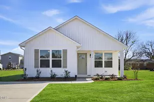 232 Rae St, Warsaw, NC 28398 - Photo 1