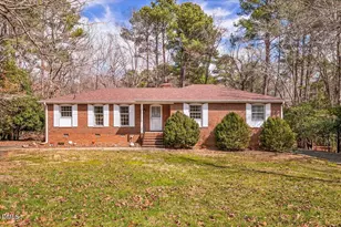 107 Aberdeen Ct, Carrboro, NC 27510 - Photo 1