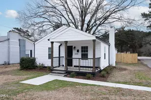 600 E Lizzie St, Selma, NC 27576 - Photo 1