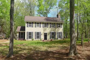 2 Elmstead Pl, Chapel Hill, NC 27517 - Photo 1