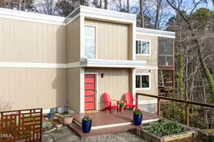 211 Glenhill Ln, Chapel Hill, NC 27514 - Photo 1