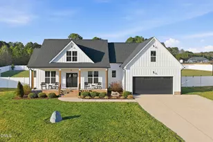 150 Eagle Chase Dr, Youngsville, NC 27596 - Photo 1