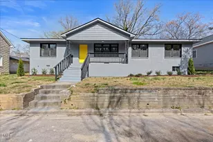 548 W Spring St, Henderson, NC 27536 - Photo 1