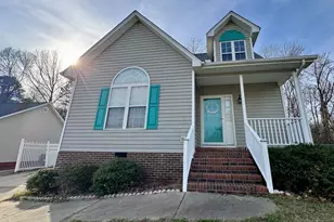 110 Hoskins Cir, Burlington, NC 27215 - Photo 1