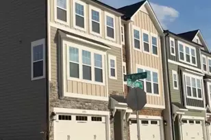 10058 Secluded Gdn Dr, Apex, NC 27523 - Photo 1