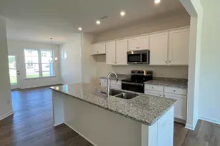 1423 Goldsboro Ave, Sanford, NC 27330 - Photo 1