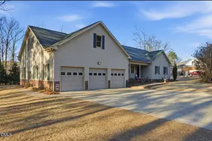 2045 Twin Acres Rd, Clayton, NC 27520 - Photo 1