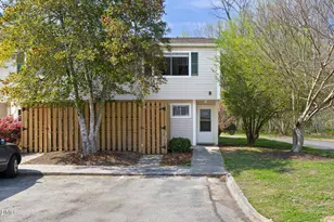 220 Elizabeth St, Chapel Hill, NC 27514 - Photo 1