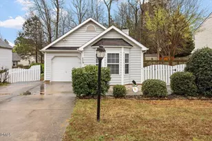 204 Thorncrest Dr, Apex, NC 27539 - Photo 1