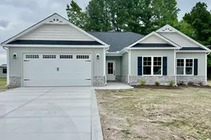 3715 Huntcliff Dr, La Grange, NC 28551 - Photo 1