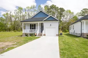 310 E Yukon St, Kenly, NC 27542 - Photo 1