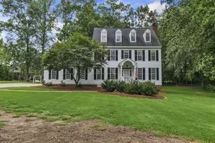 2811 Deerfield Ln N, Wilson, NC 27896 - Photo 1
