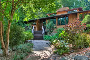 902 Kings Mill Rd, Chapel Hill, NC 27517 - Photo 1