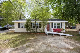 122 E Judd St, Zebulon, NC 27597 - Photo 1