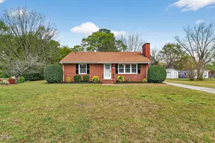 105 Forest Dr, Goldsboro, NC 27534 - Photo 1