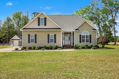 105 Kiowa Place, Pikeville, NC 27863 - Photo 1