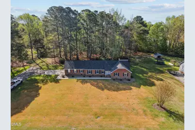 200 E Pope Avenue, Kenly, NC 27542 - Photo 1