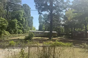 334 Old Shaw Rd, Fayetteville, NC 28303 - Photo 1