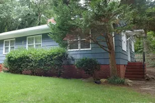 733 Raleigh Rd, Chapel Hill, NC 27514 - Photo 1