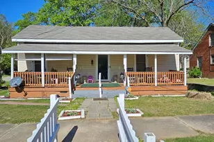 313 Granville St, Oxford, NC 27565 - Photo 1