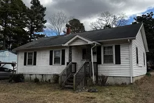 819 Arrow St, Henderson, NC 27536 - Photo 1