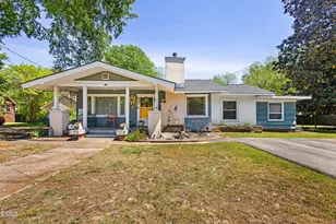 215 S Main St, Wendell, NC 27591 - Photo 1