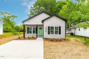 506 E Townsend St, Dunn, NC 28334 - Photo 1
