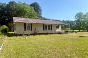 42 Happy Trails Ln, Dunn, NC 28334 - Photo 1