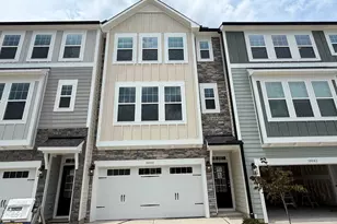 10041 Secluded Gdn Dr, Apex, NC 27523 - Photo 1