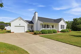 403 Hearthstone Dr, Nashville, NC 27856 - Photo 1