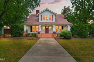 804 W Main St, Benson, NC 27504 - Photo 1