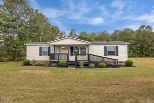 2800 Lobelia Rd, Vass, NC 28394 - Photo 1