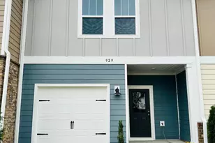 929 Field Ivy Dr, Fuquay-Varina, NC 27526 - Photo 1