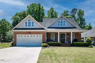 205 Beauregard Ln, Mebane, NC 27302 - Photo 1