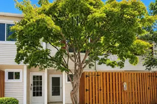 220 Elizabeth St, Chapel Hill, NC 27514 - Photo 1