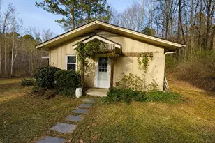 278 Hillcrest Dr, Pittsboro, NC 27312 - Photo 1