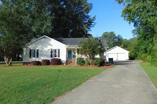 206 Simbelyn Dr, Nashville, NC 27856 - Photo 1