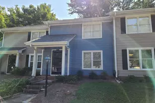 6416 Meadow View Dr, Raleigh, NC 27609 - Photo 1