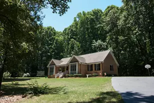 946 Cooke Rd, Louisburg, NC 27549 - Photo 1
